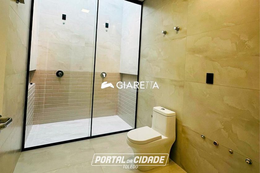 Sobrado &agrave; venda - 245m&sup2; - VILA INDUSTRIAL