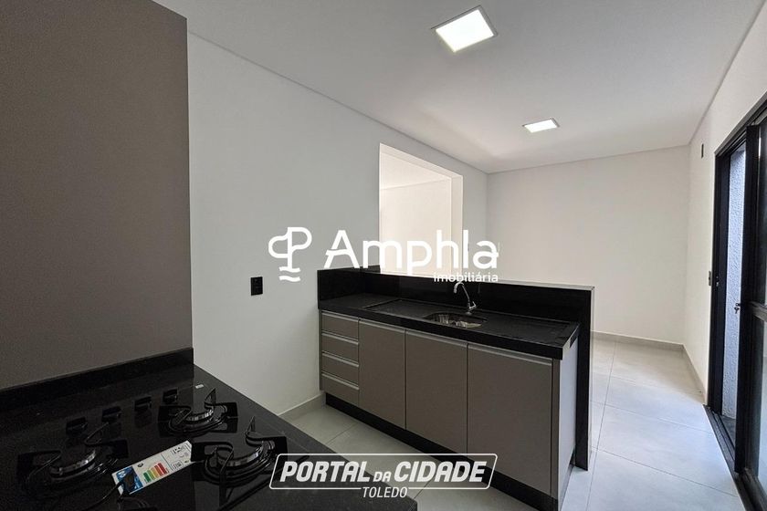 Sobrado &agrave; venda - 105m&sup2; - Coqueiral