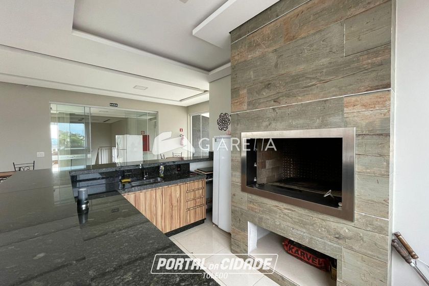Apartamento para alugar - 100m&sup2; - CENTRO