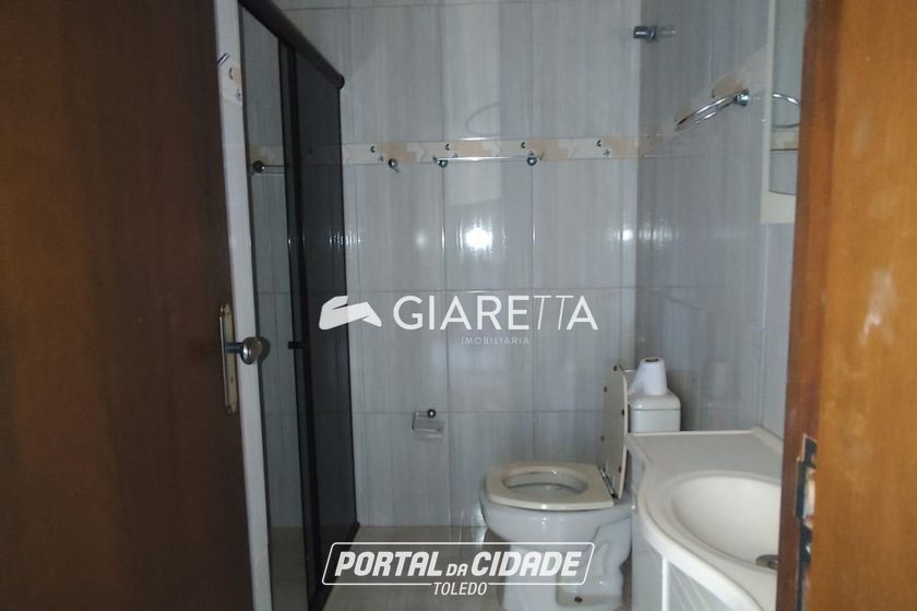 Sobrado para alugar - 124m&sup2; - JARDIM PANCERA