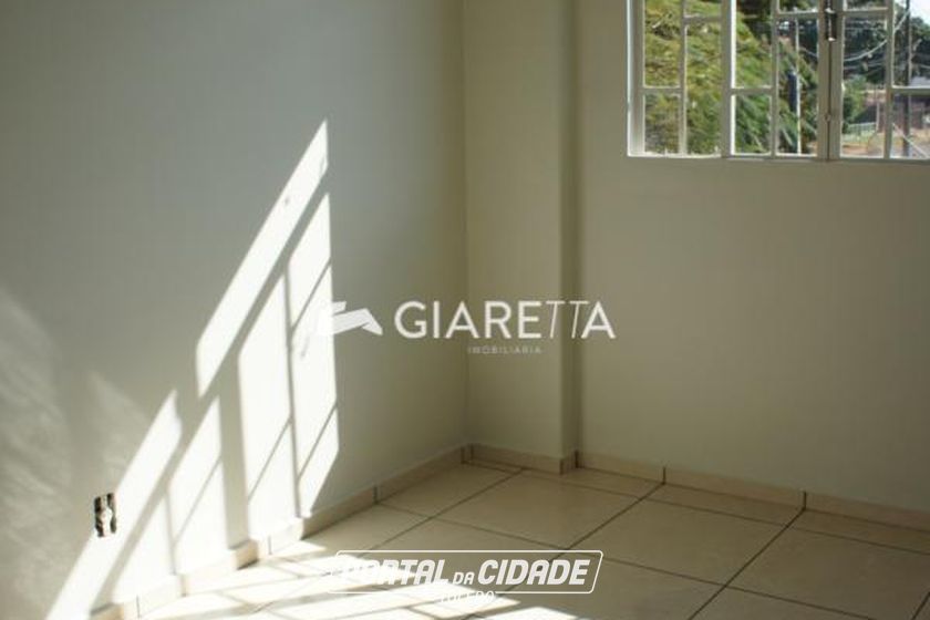 Apartamento para alugar - 130m&sup2; - CENTRO