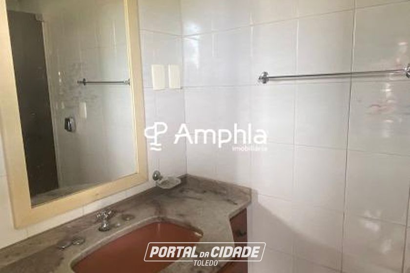 Sobrado &agrave; venda - 428m&sup2; - Vila Industrial