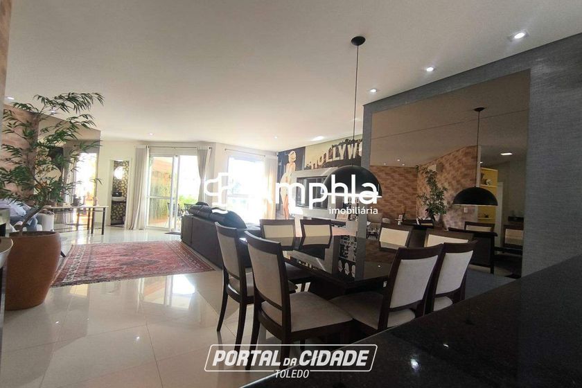 Apartamento &agrave; venda - 230m&sup2; - Centro
