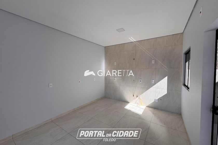 Casa &agrave; venda - 57m&sup2; - JARDIM COOPAGRO