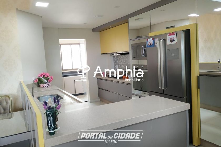 Apartamento &agrave; venda - 270m&sup2; - Centro