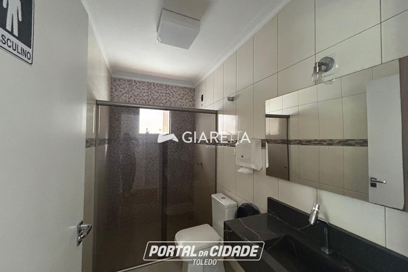 Sala Comercial para alugar - 170m&sup2; - CENTRO