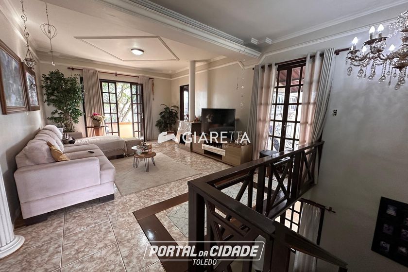 Sobrado para alugar - 257m&sup2; - JARDIM LA SALLE