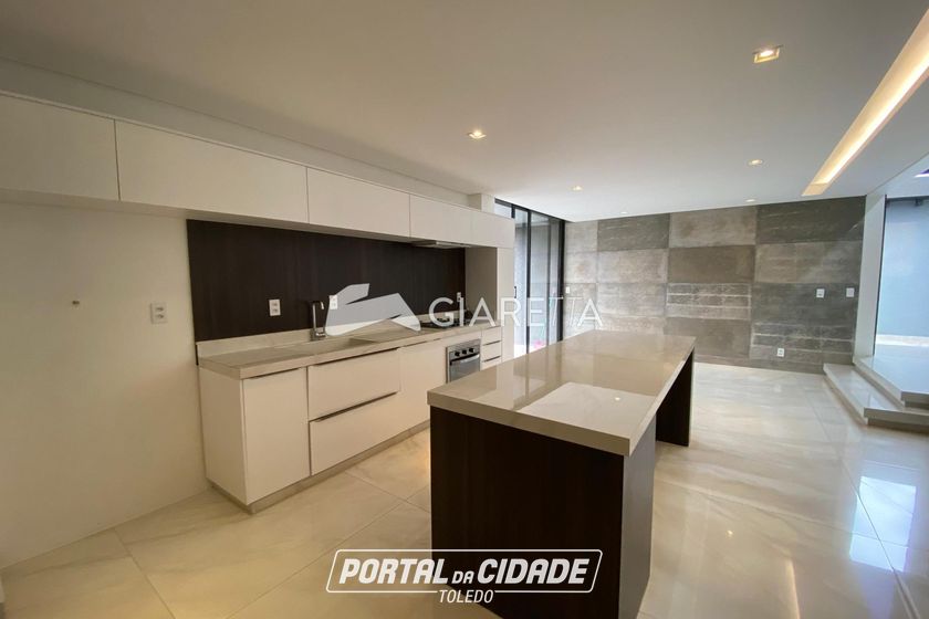 Sobrado &agrave; venda - 125m&sup2; - JARDIM TOCANTINS