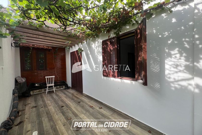 Casa &agrave; venda - 428m&sup2; - VILA INDUSTRIAL