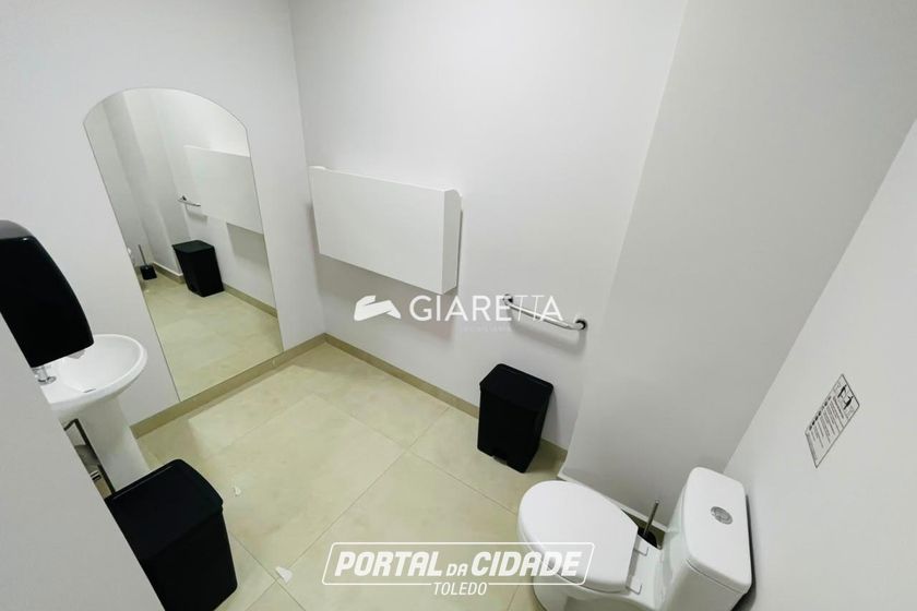 Sala Comercial para alugar - 228m&sup2; - CENTRO