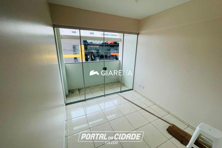Apartamento para alugar - 60m&sup2; - CENTRO