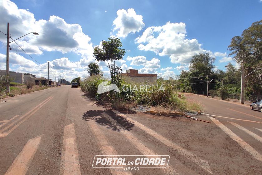 Terreno &agrave; venda - 258m&sup2; - JARDIM COOPAGRO