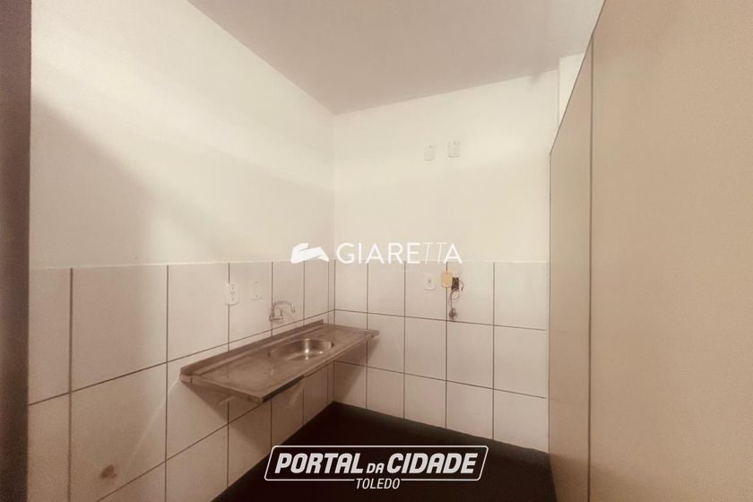 Sala Comercial para alugar - 120m&sup2; - CENTRO