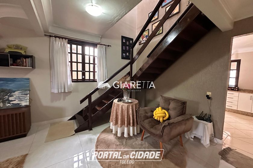 Sobrado para alugar - 257m&sup2; - JARDIM LA SALLE
