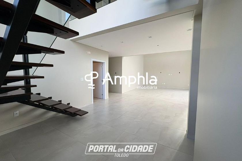 Sobrado &agrave; venda - 294m&sup2; - Cascavel Velho