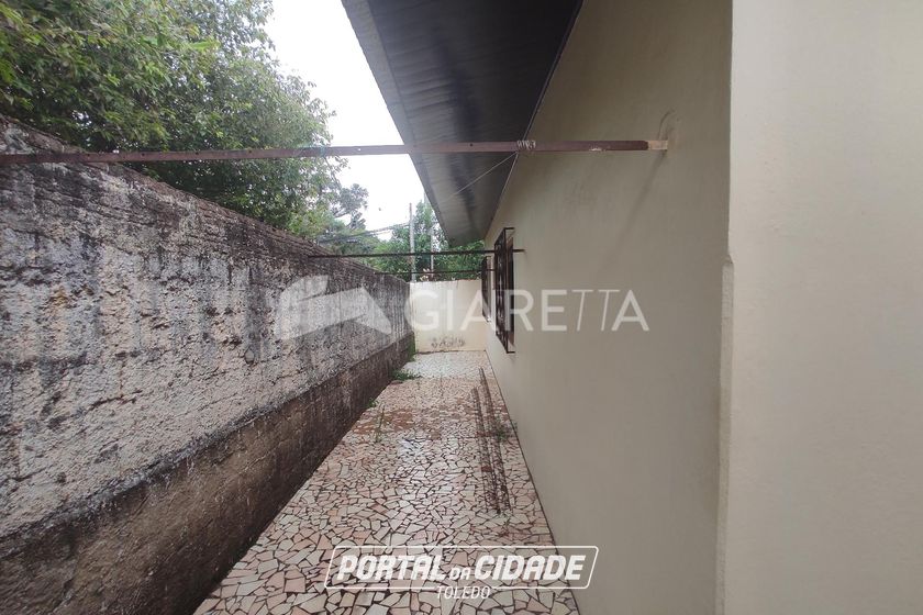 Casa para alugar - 141m&sup2; - CENTRO