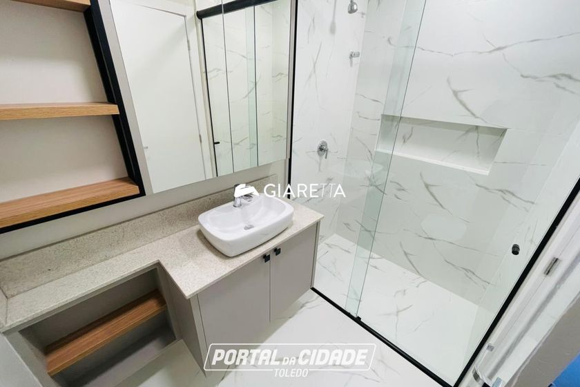 Apartamento para alugar - 85m&sup2; - CENTRO