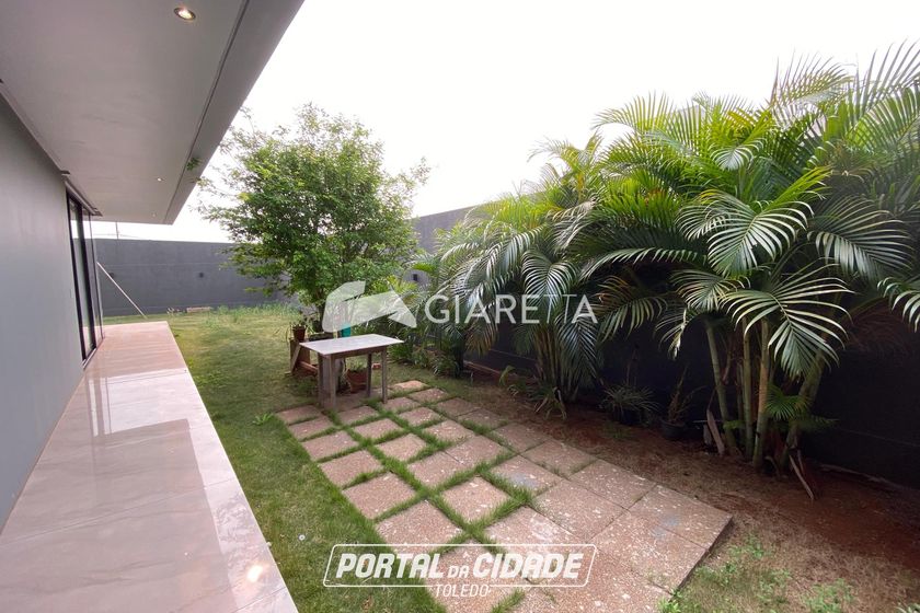 Sobrado &agrave; venda - 125m&sup2; - JARDIM TOCANTINS