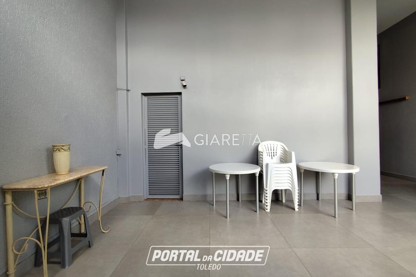 Apartamento para alugar - 72m&sup2; - CENTRO