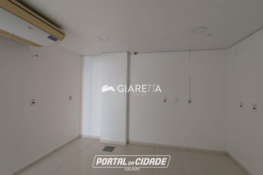Sala Comercial para alugar - 256m&sup2; - CENTRO