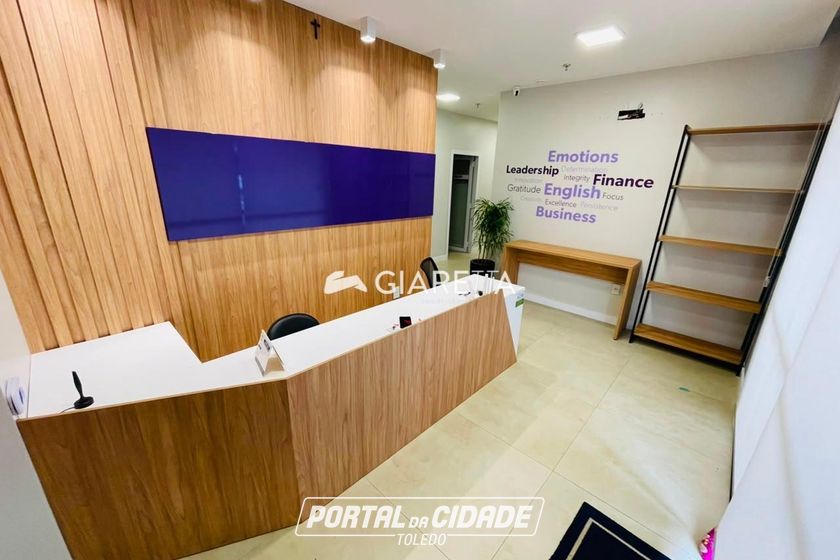 Sala Comercial para alugar - 228m&sup2; - CENTRO