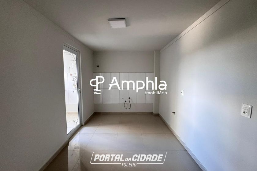 Apartamento &agrave; venda - 63m&sup2; - Regi&atilde;o do Lago