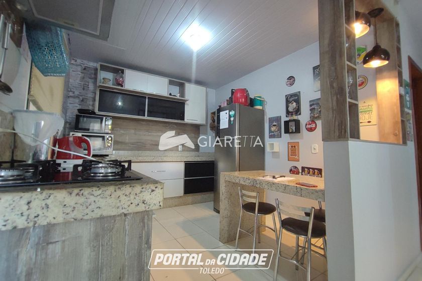 Casa para alugar - 65m&sup2; - JARDIM PANCERA