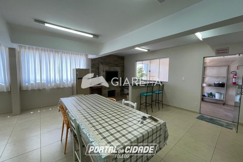 Apartamento para alugar - 60m&sup2; - CENTRO