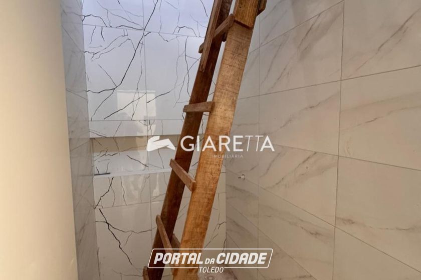 Casa &agrave; venda - 57m&sup2; - JARDIM PINHEIRINHO