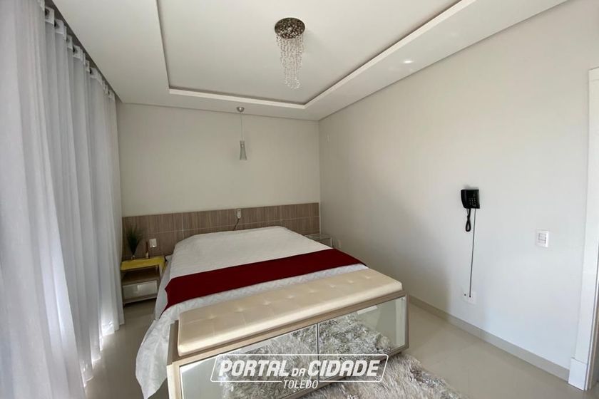 Sobrado &agrave; venda - 370m&sup2; - Ana Paula