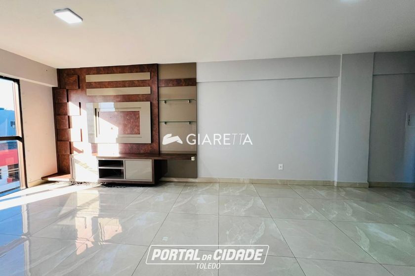 Apartamento &agrave; venda - 63m&sup2; - CENTRO