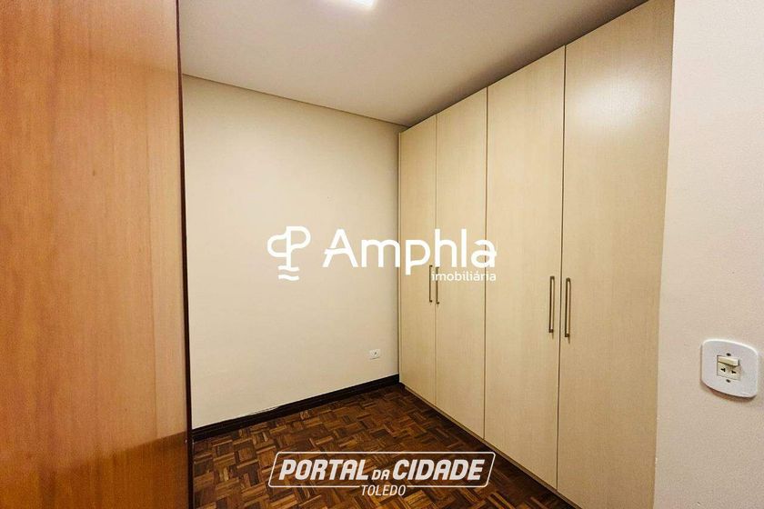 Casa &agrave; venda - 285m&sup2; - Recanto Tropical