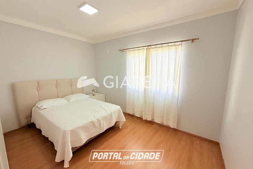 Sobrado &agrave; venda - 165m&sup2; - JARDIM GISELA