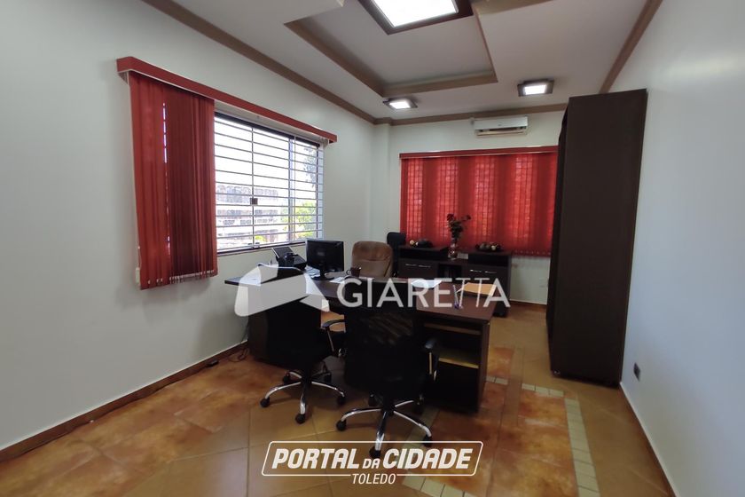 Sala Comercial para alugar - 440m&sup2; - CENTRO