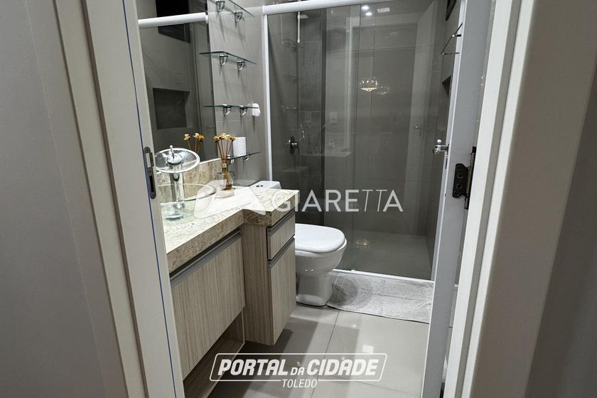 Apartamento para alugar - 103m&sup2; - CENTRO
