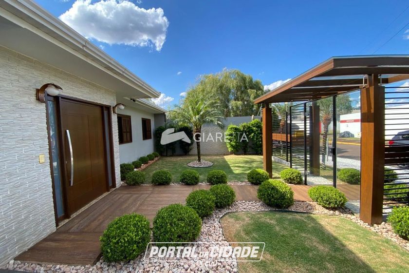 Casa &agrave; venda - 214m&sup2; - CENTRO