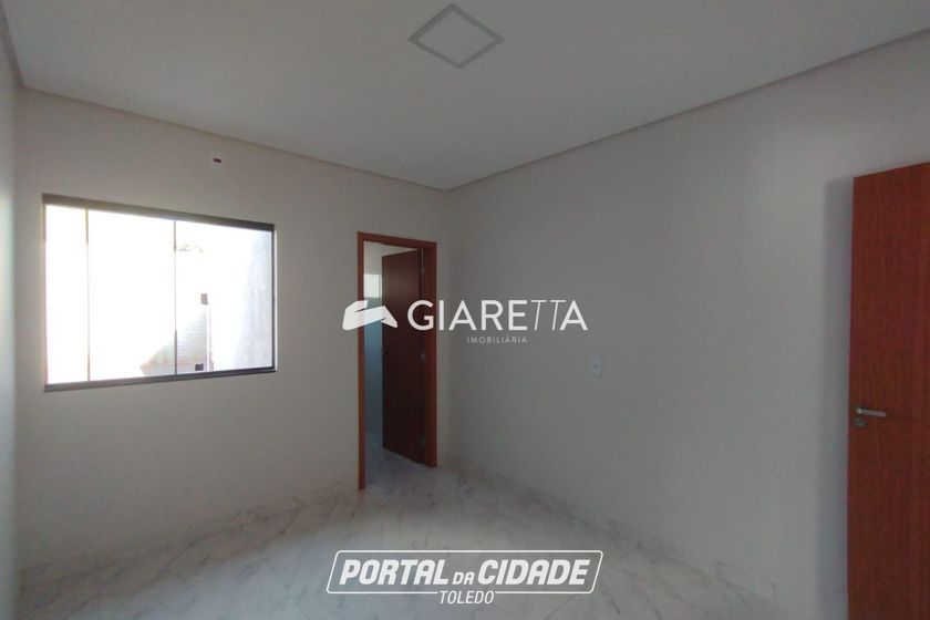 Casa para alugar - 60m&sup2; - JARDIM BRESSAN