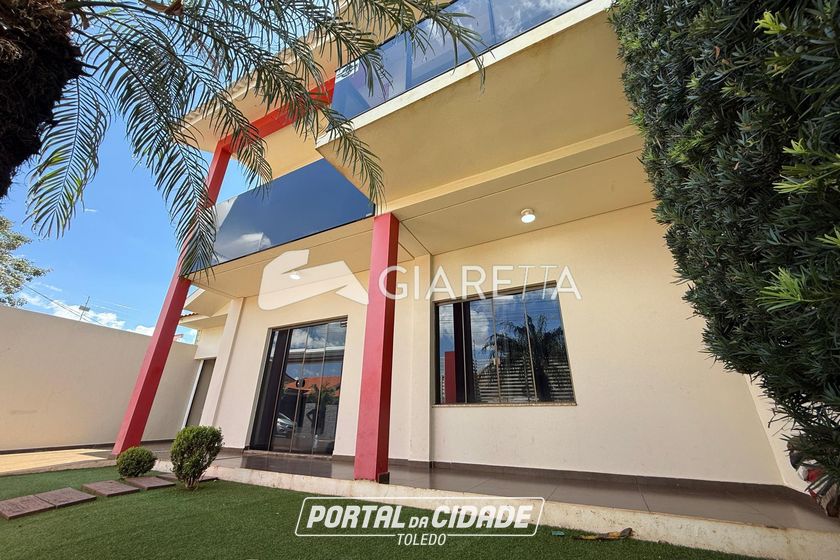 Sobrado &agrave; venda - 279m&sup2; - JARDIM S&Atilde;O FRANCISCO