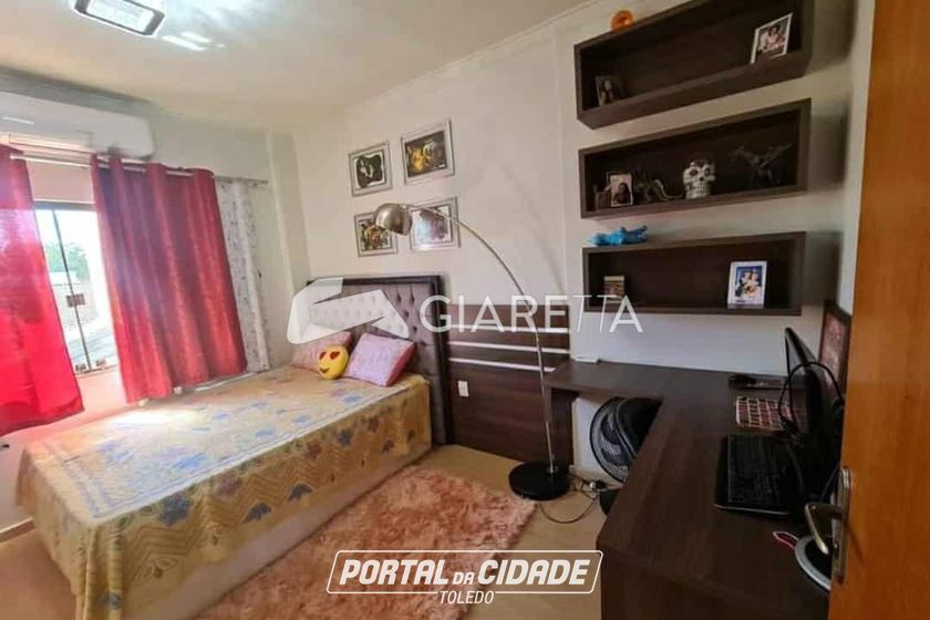 Sobrado &agrave; venda - 279m&sup2; - JARDIM S&Atilde;O FRANCISCO