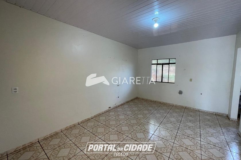 Casa para alugar - 99m&sup2; - JARDIM GISELA