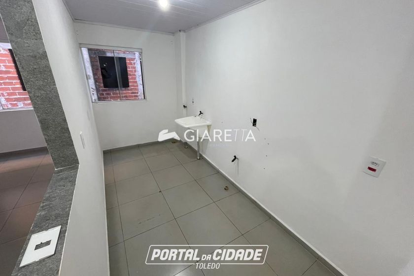 Apartamento para alugar - 54m&sup2; - SEDE ALVORADA