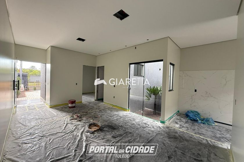 Casa &agrave; venda - 57m&sup2; - JARDIM COOPAGRO