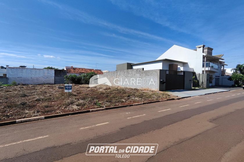 Terreno &agrave; venda - 401m&sup2; - JARDIM GISELA