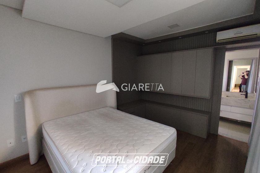 Casa para alugar - 105m&sup2; - JARDIM PANCERA