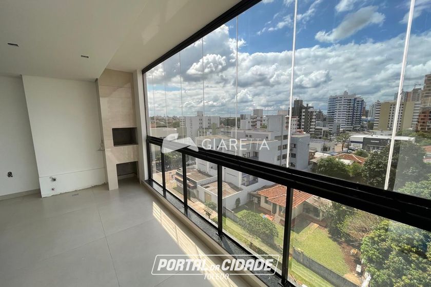 Apartamento para alugar - 111m&sup2; - CENTRO