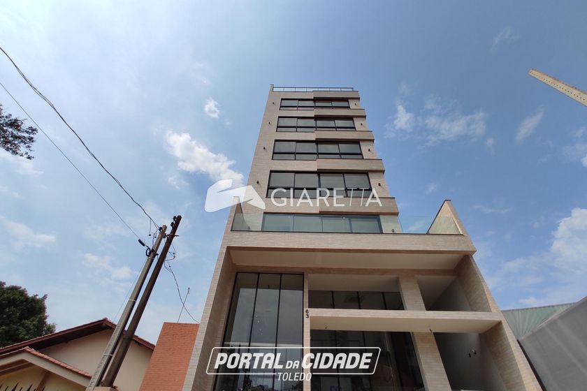 Apartamento &agrave; venda - 175m&sup2; - CENTRO