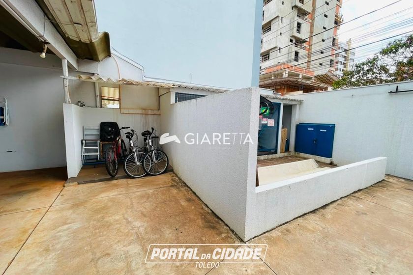 Apartamento &agrave; venda - 137m&sup2; - CENTRO