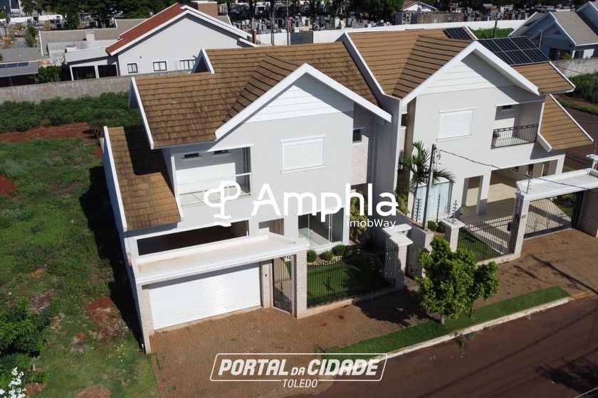 Sobrado &agrave; venda - 175m&sup2; - Centro