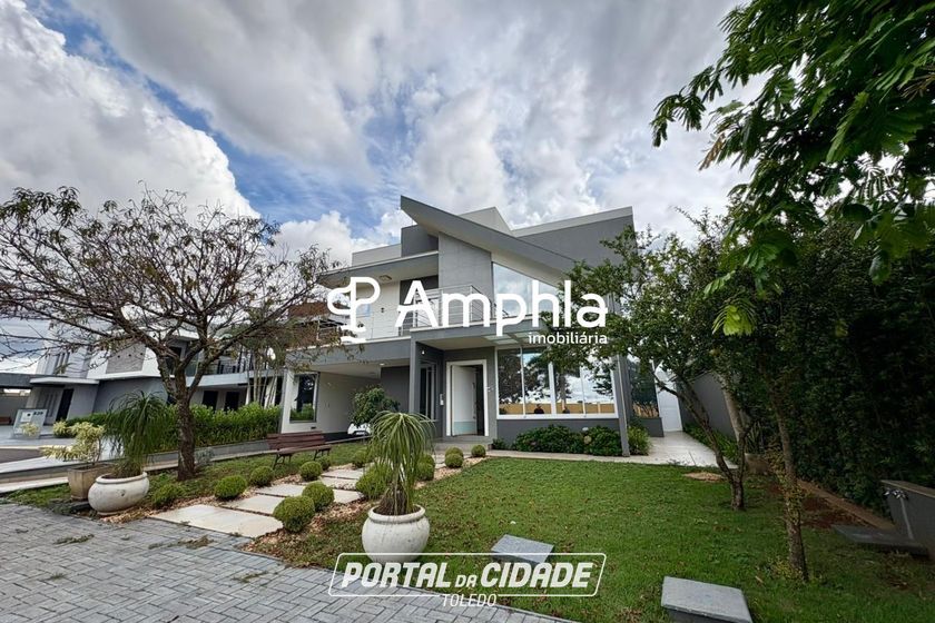 Casa &agrave; venda - 300m&sup2; - FAG