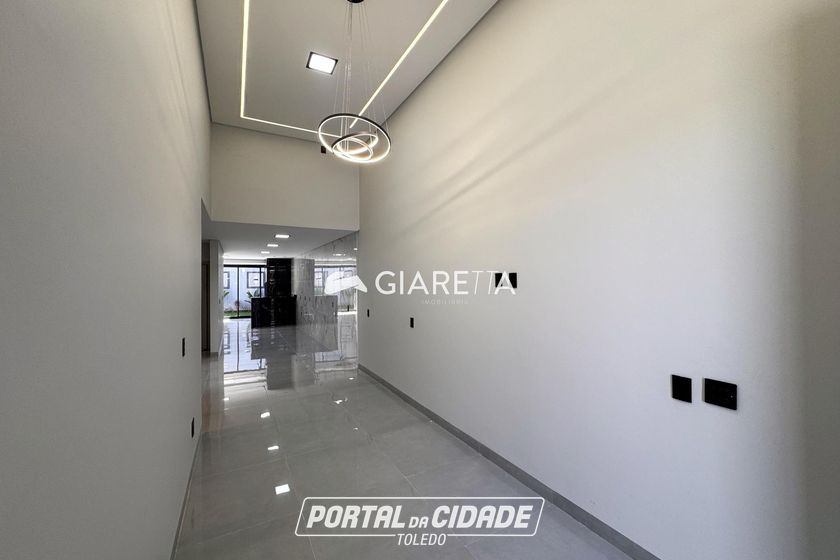 Casa &agrave; venda - 100m&sup2; - JARDIM PARIZOTTO